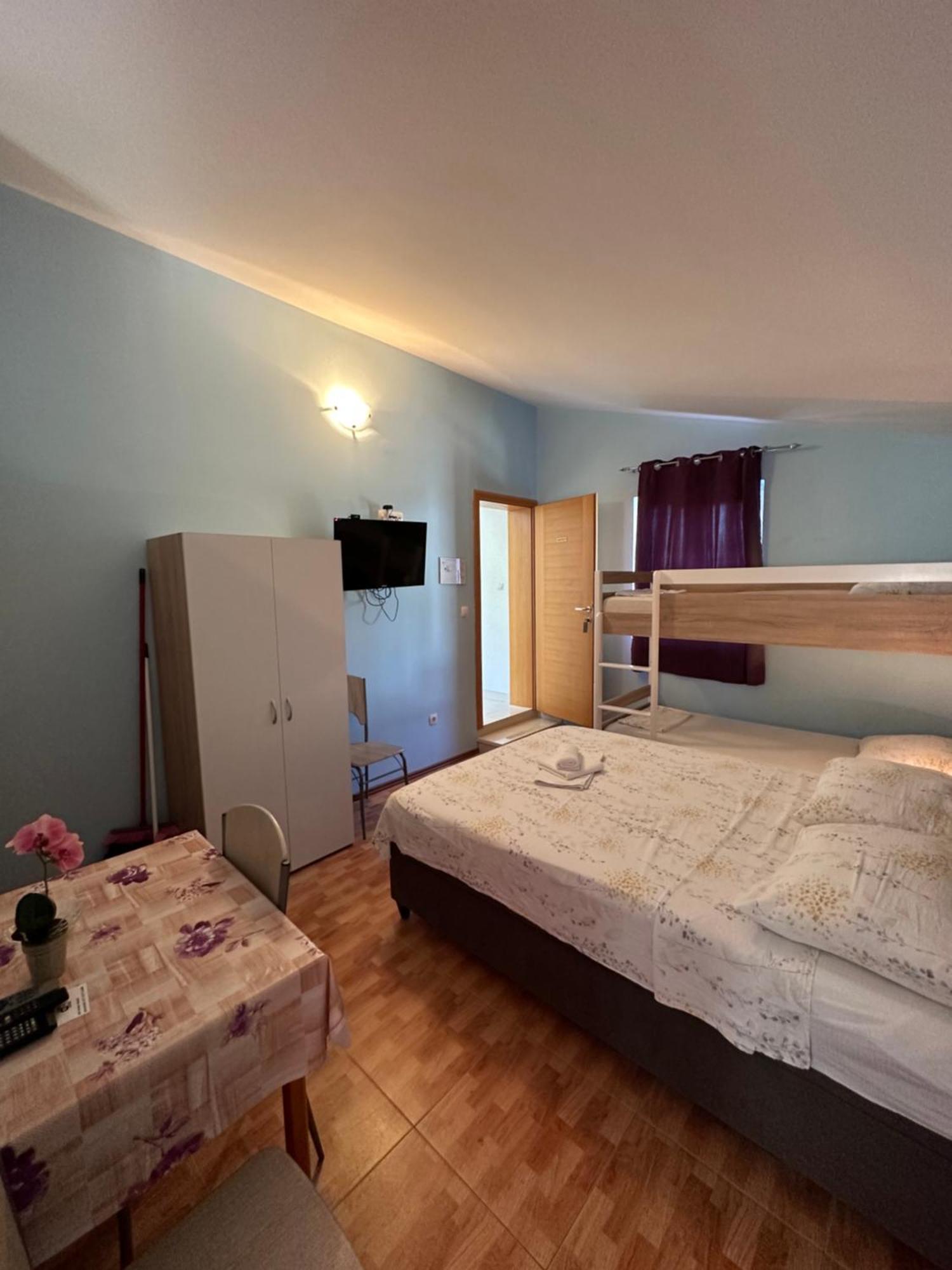 Apartments Palinic Клек Екстериор снимка